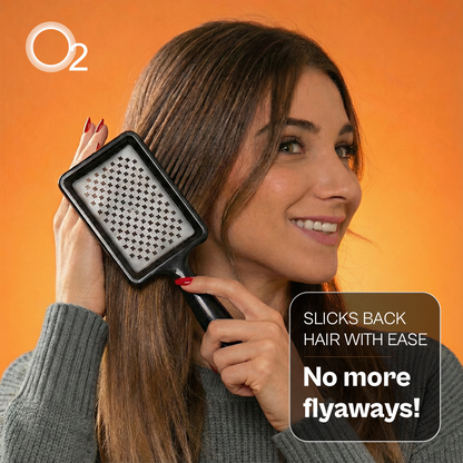 O2 TANGLE ERASER - Detangling and Styling Brush