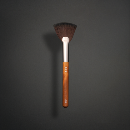 LC16 Controlled Fan Brush
